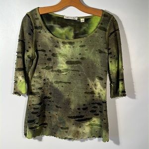 Sno Skins 3/4 length sleeve, size M.